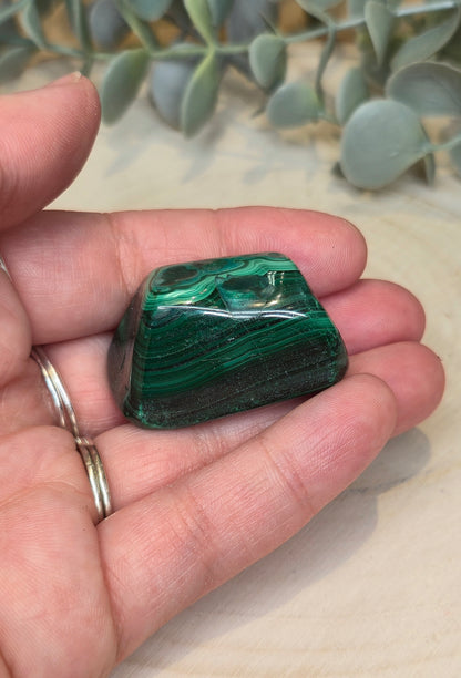 Freeform Malachite