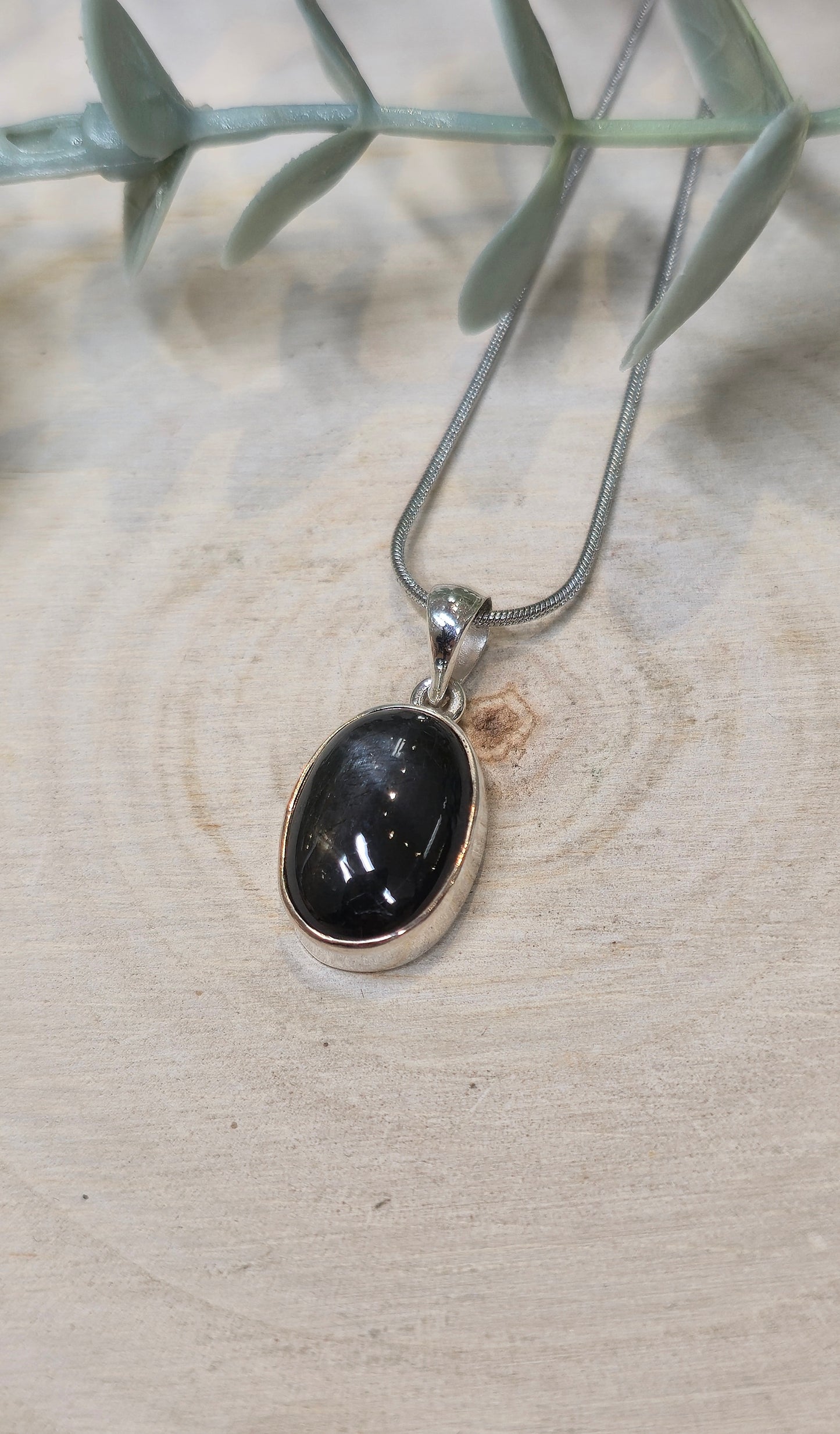 Collier Black star (Sapphire étoilé noir)