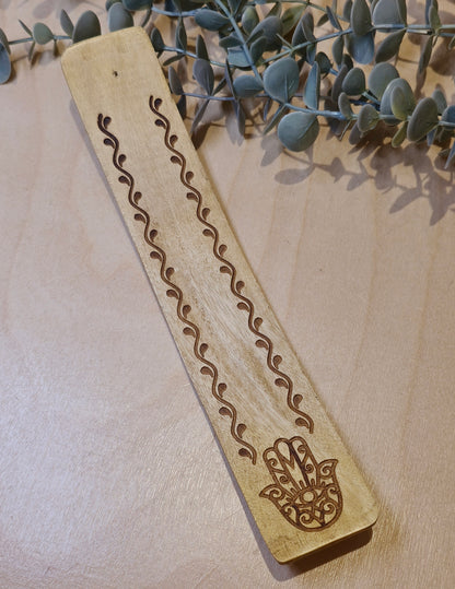 Encensoir en bois à motifs