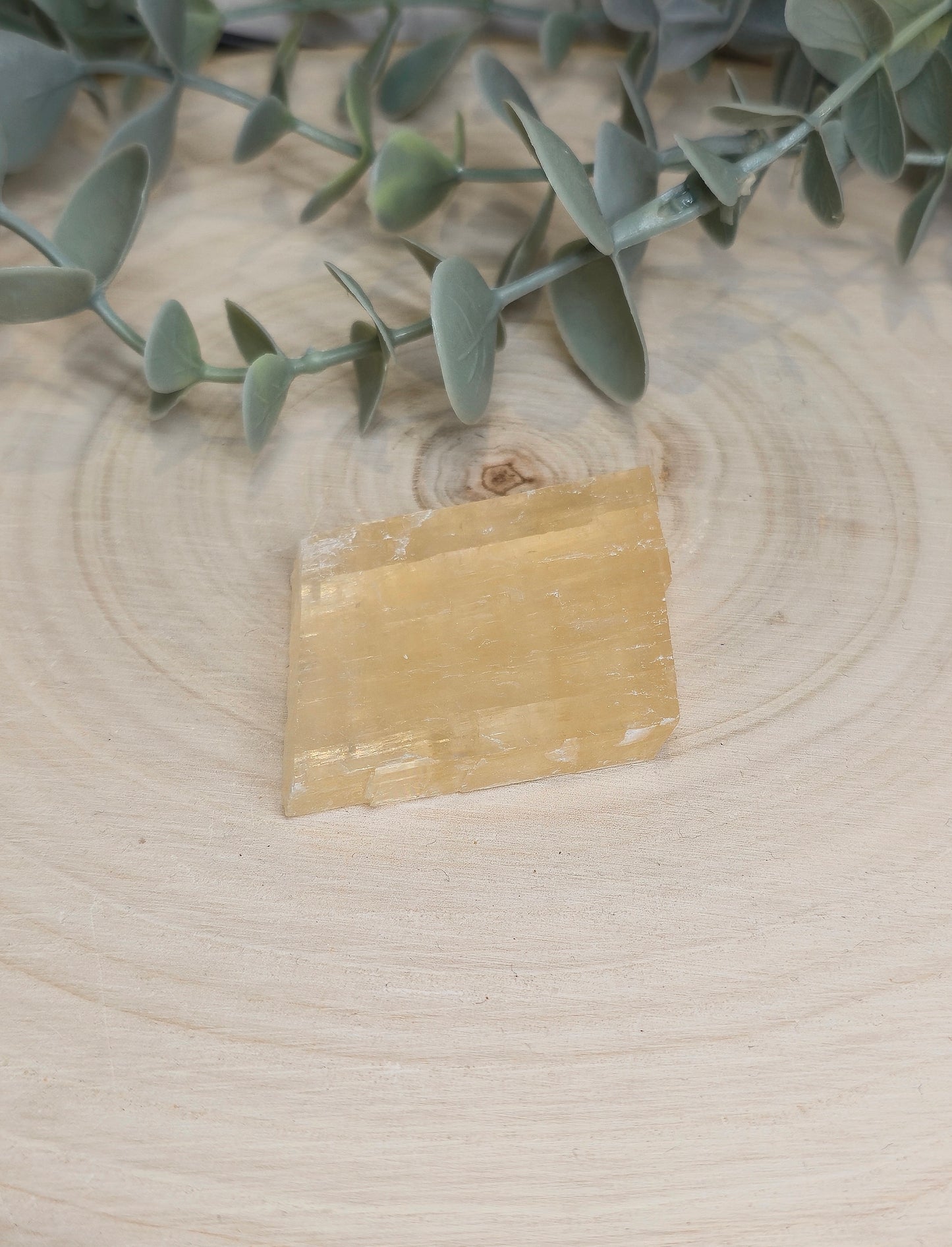 Tranche de Calcite optique jaune