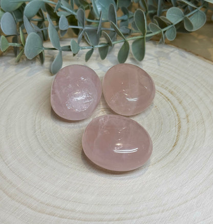 Pierre de paume en Quartz Rose