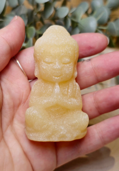 Bouddha en Calcite jaune