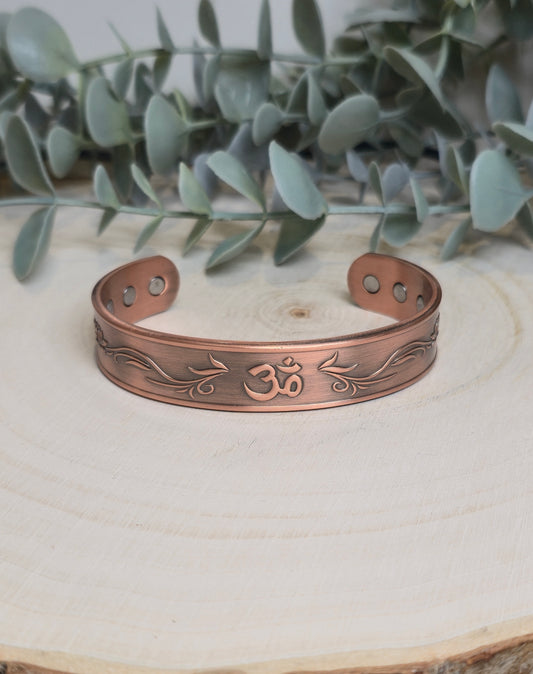 Bracelet de cuivre magnétique OM