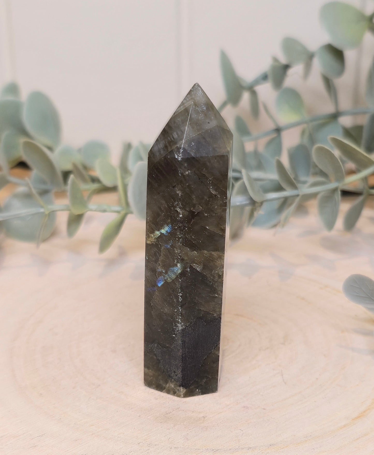 Pointe en Labradorite