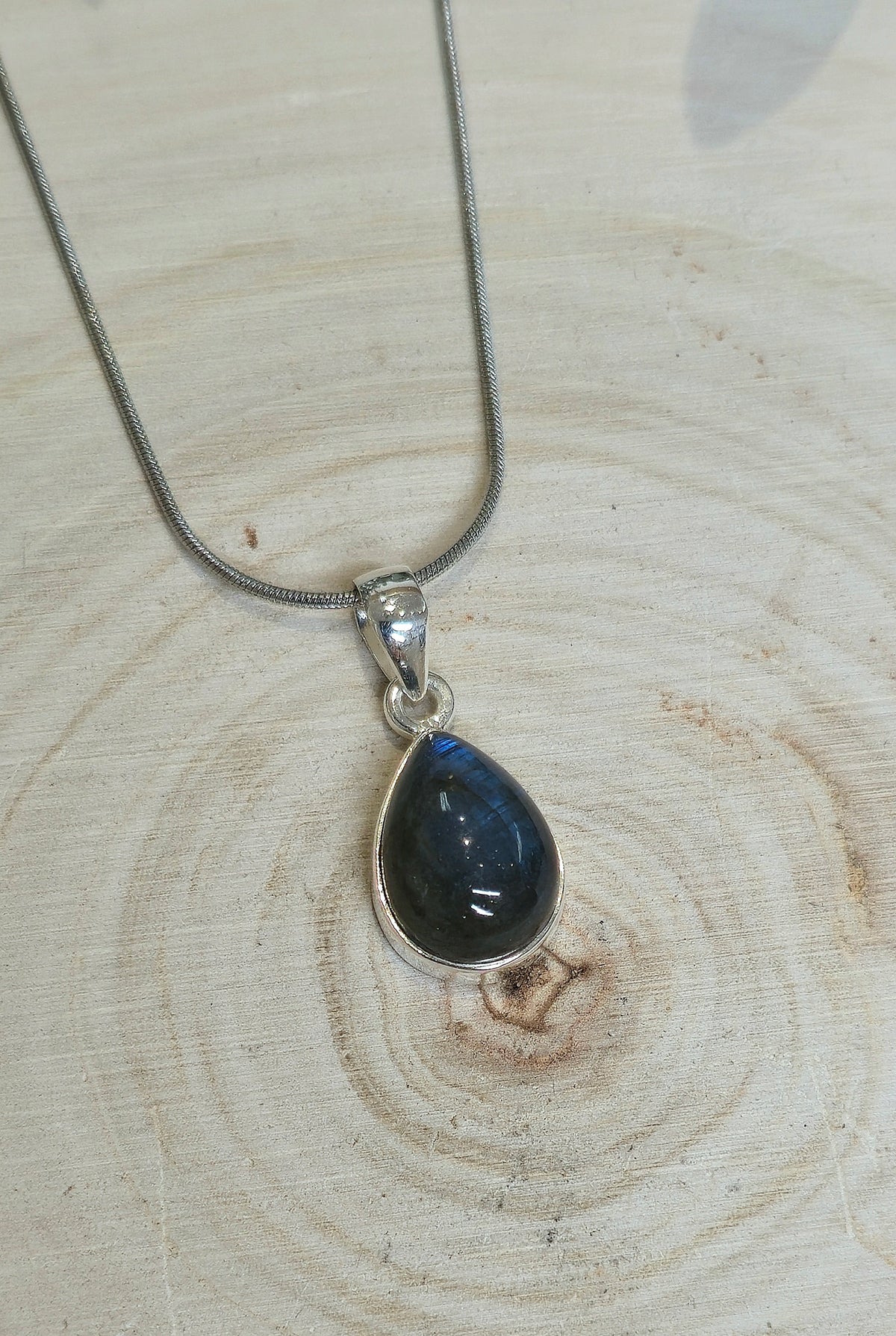 Collier Labradorite goutte