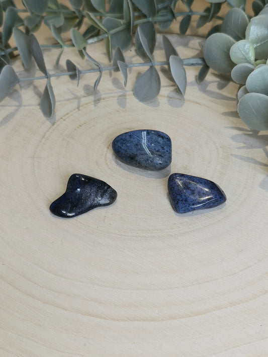 Dumortierite barattée