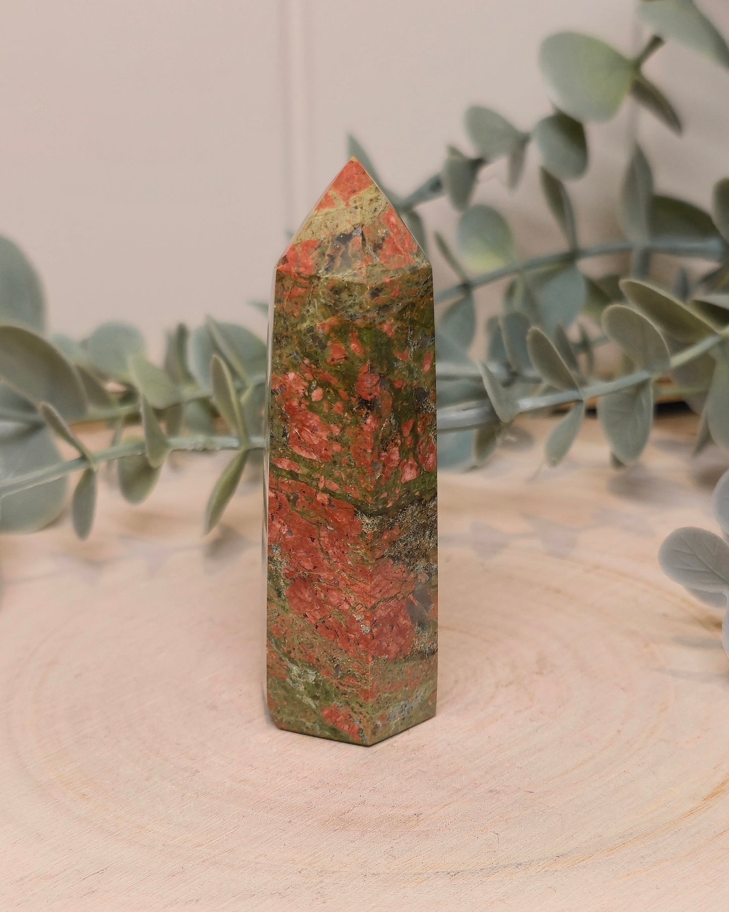Pointe en Unakite