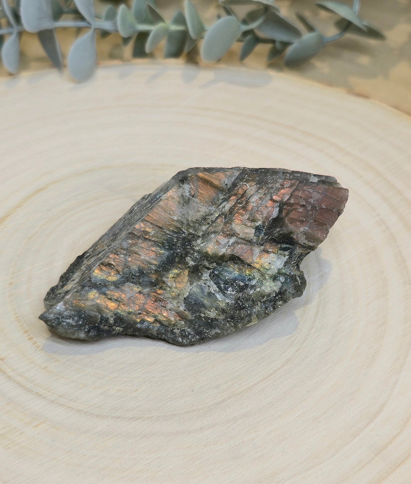 Labradorite brute