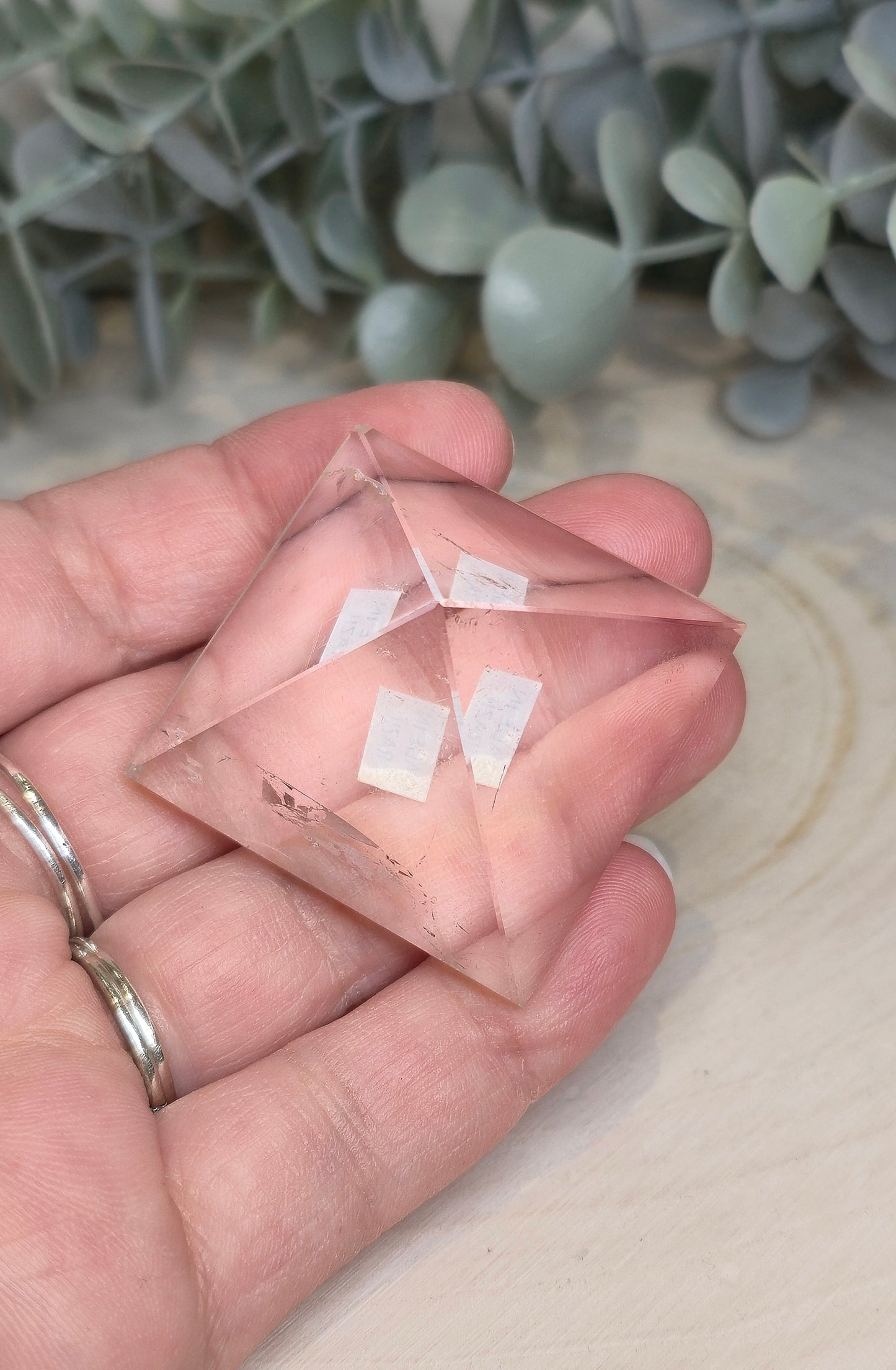 Pyramide Quartz clair (extra clair)