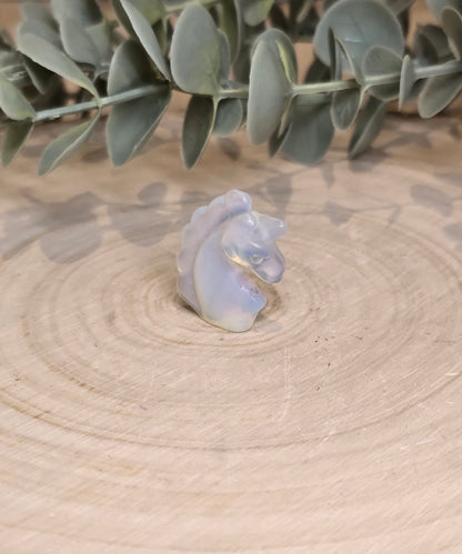 Licorne Opalite (manmade)