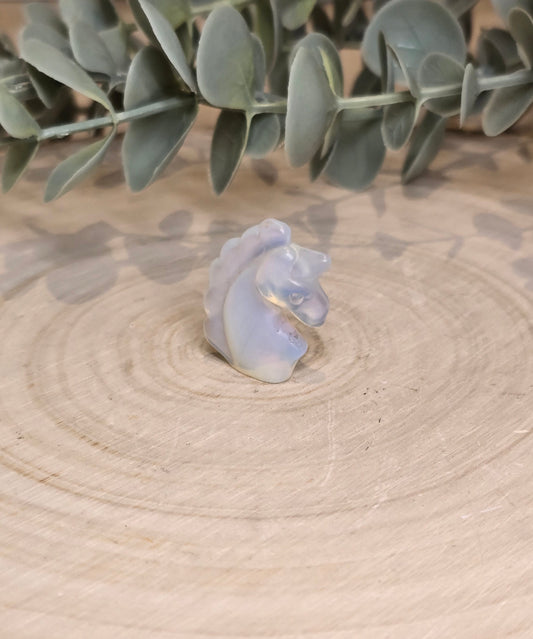 Licorne Opalite (manmade)