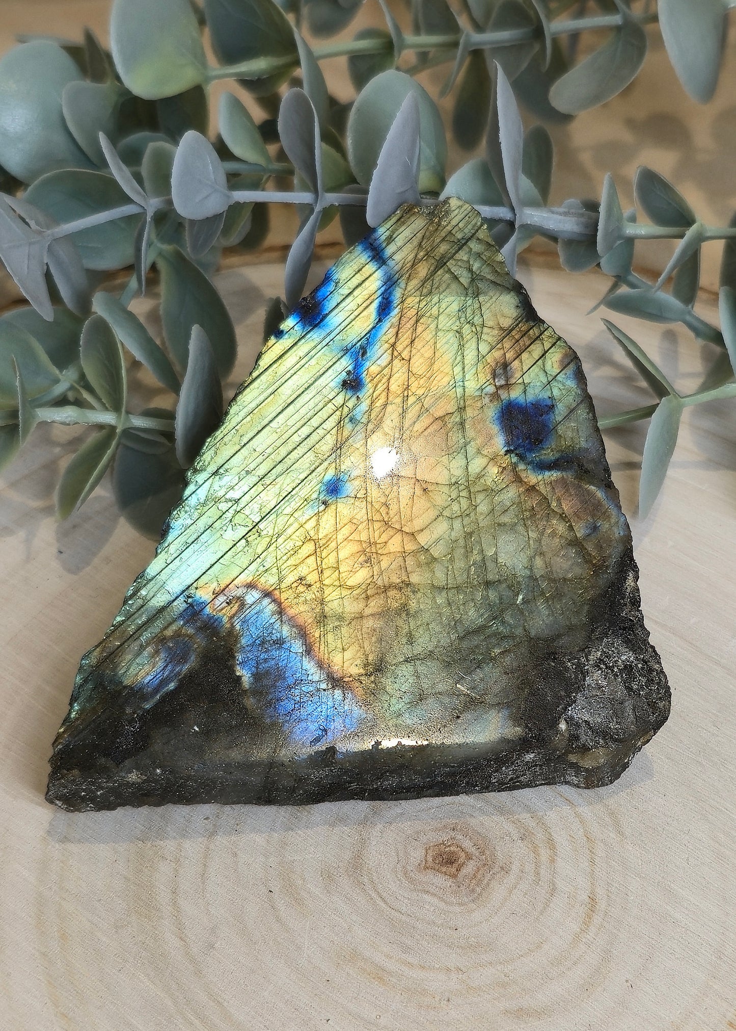 Labradorite brute
